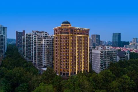 万枫跨城三店通兑-两晚可拆分享双早 788元