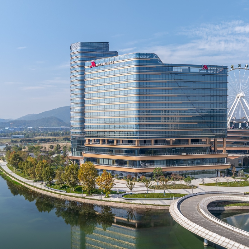 开业大促|德清万豪酒店豪华房2晚连住+摩天轮体验+100元餐饮额度