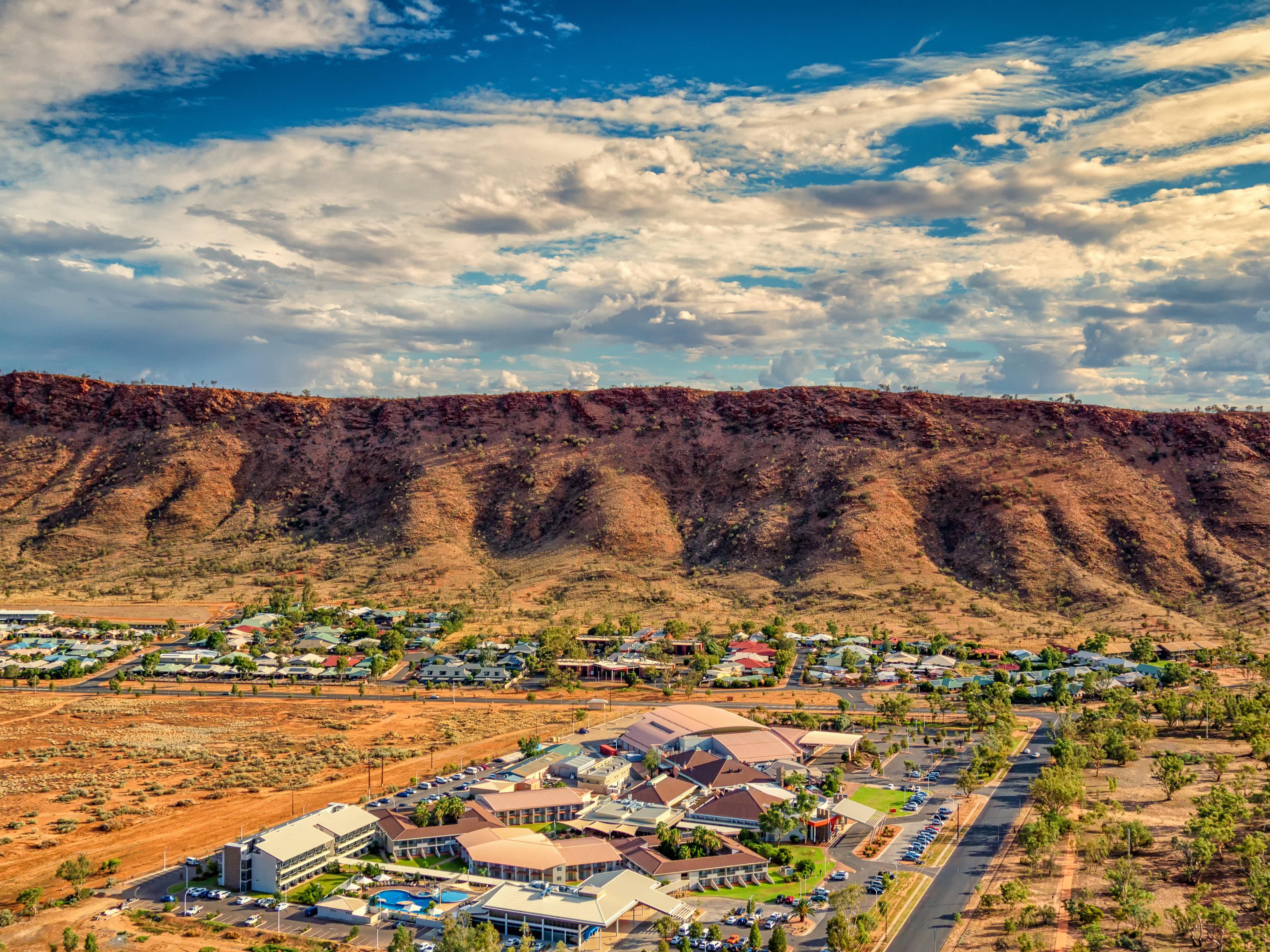 Crowne Plaza Alice Springs Lasseters