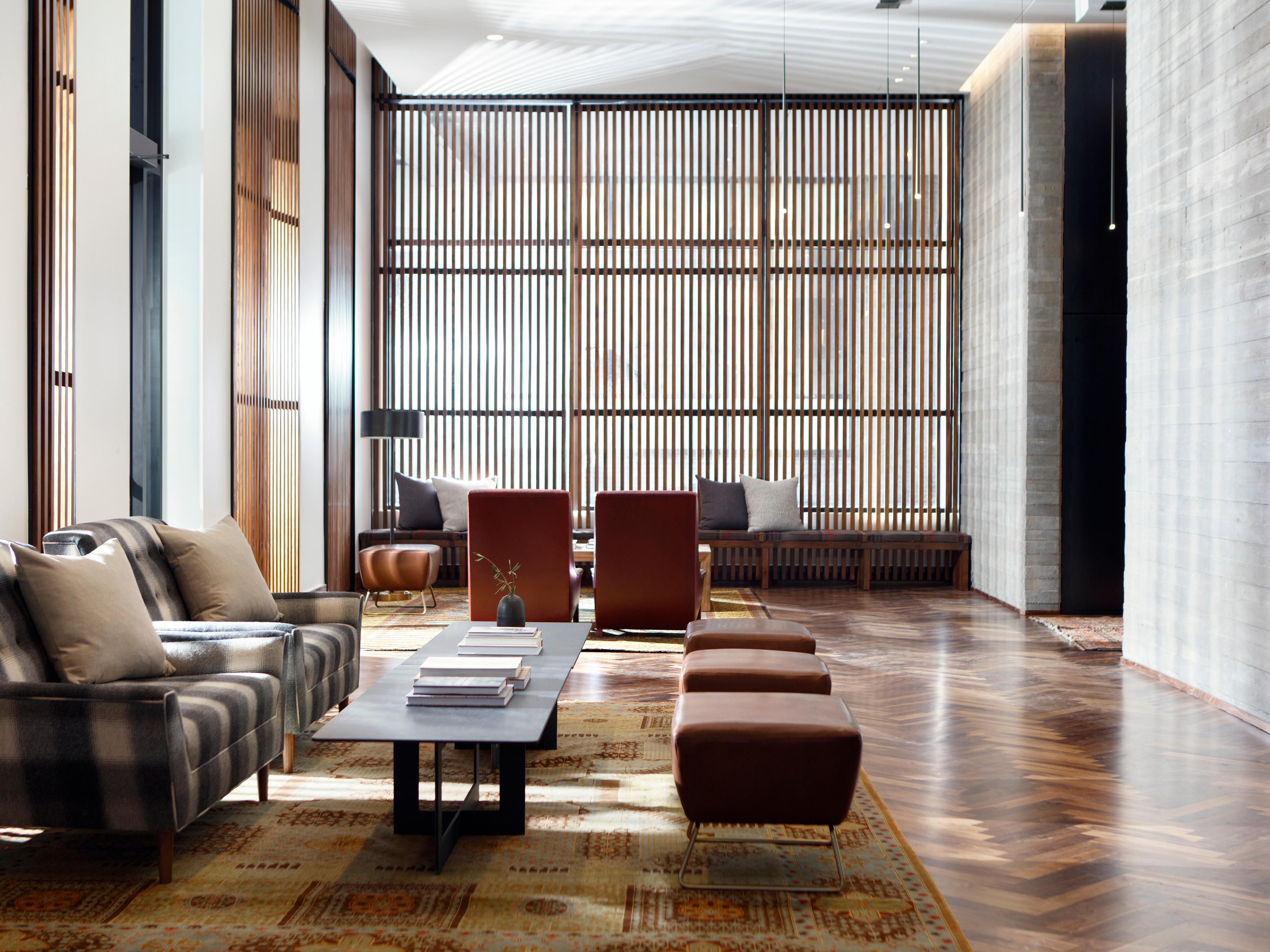 Hotel Born