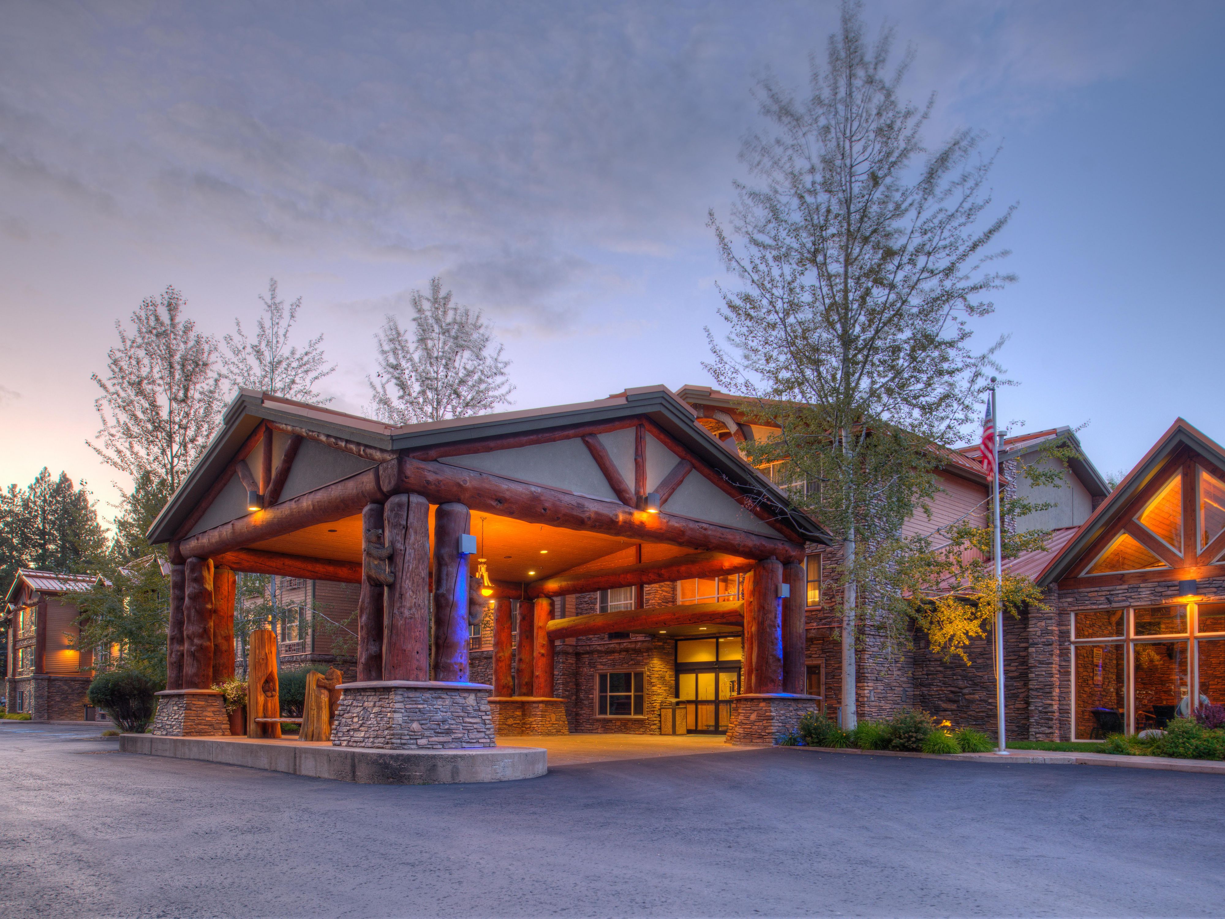 Holiday Inn Express & Suites 麦考尔 - 狩猎LODGE