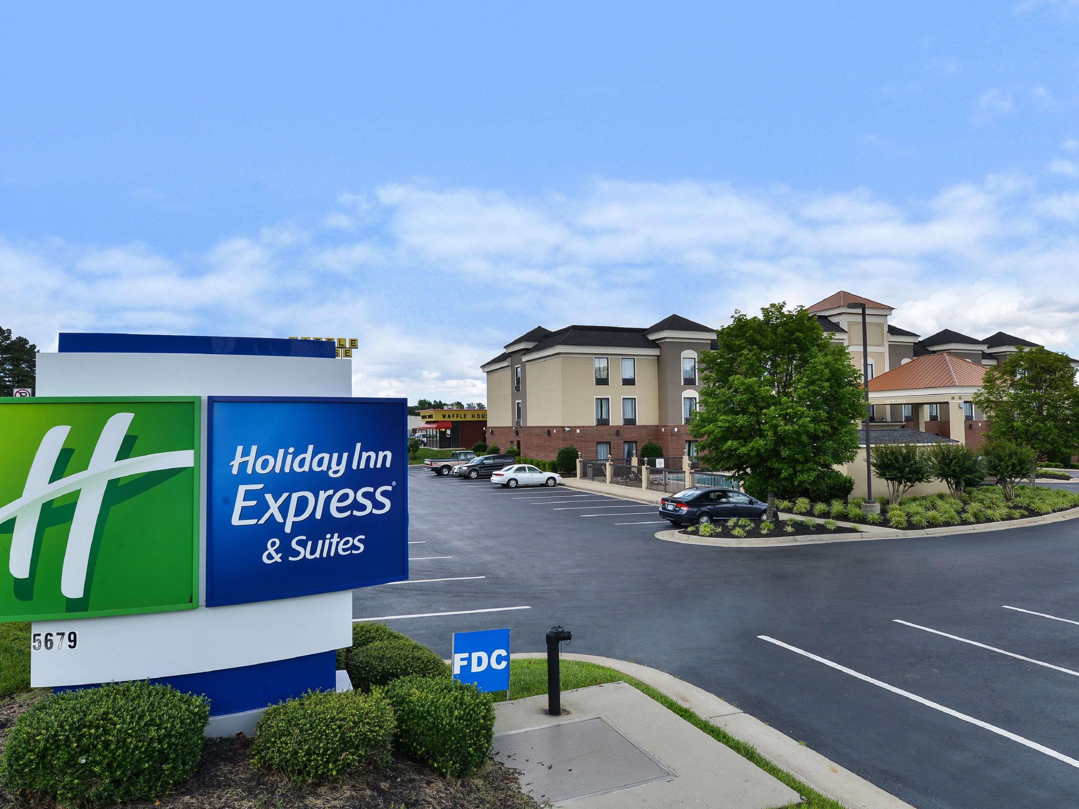 Holiday Inn Express & Suites 圣彼得堡/丁威迪