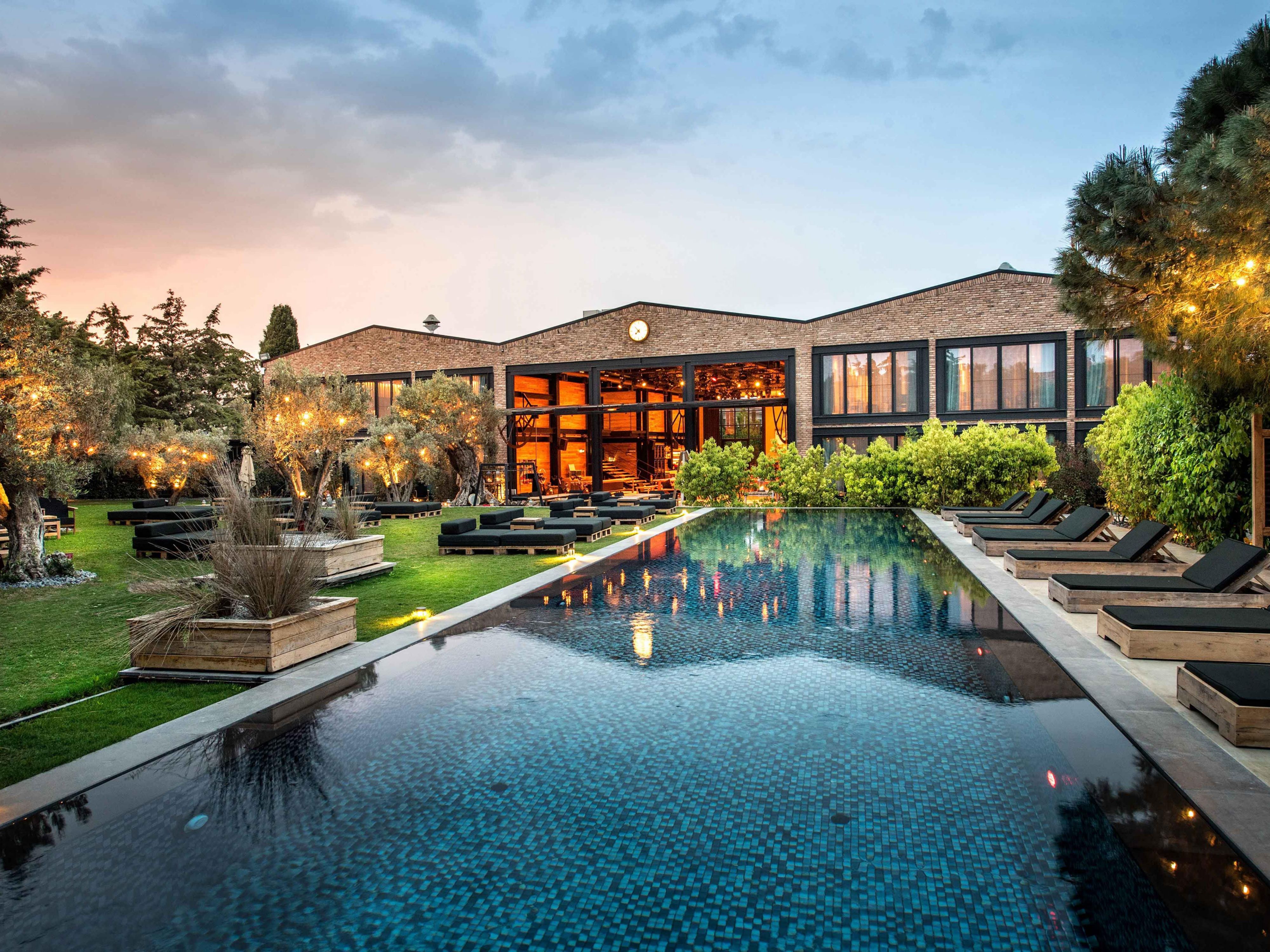 The Stay Warehouse