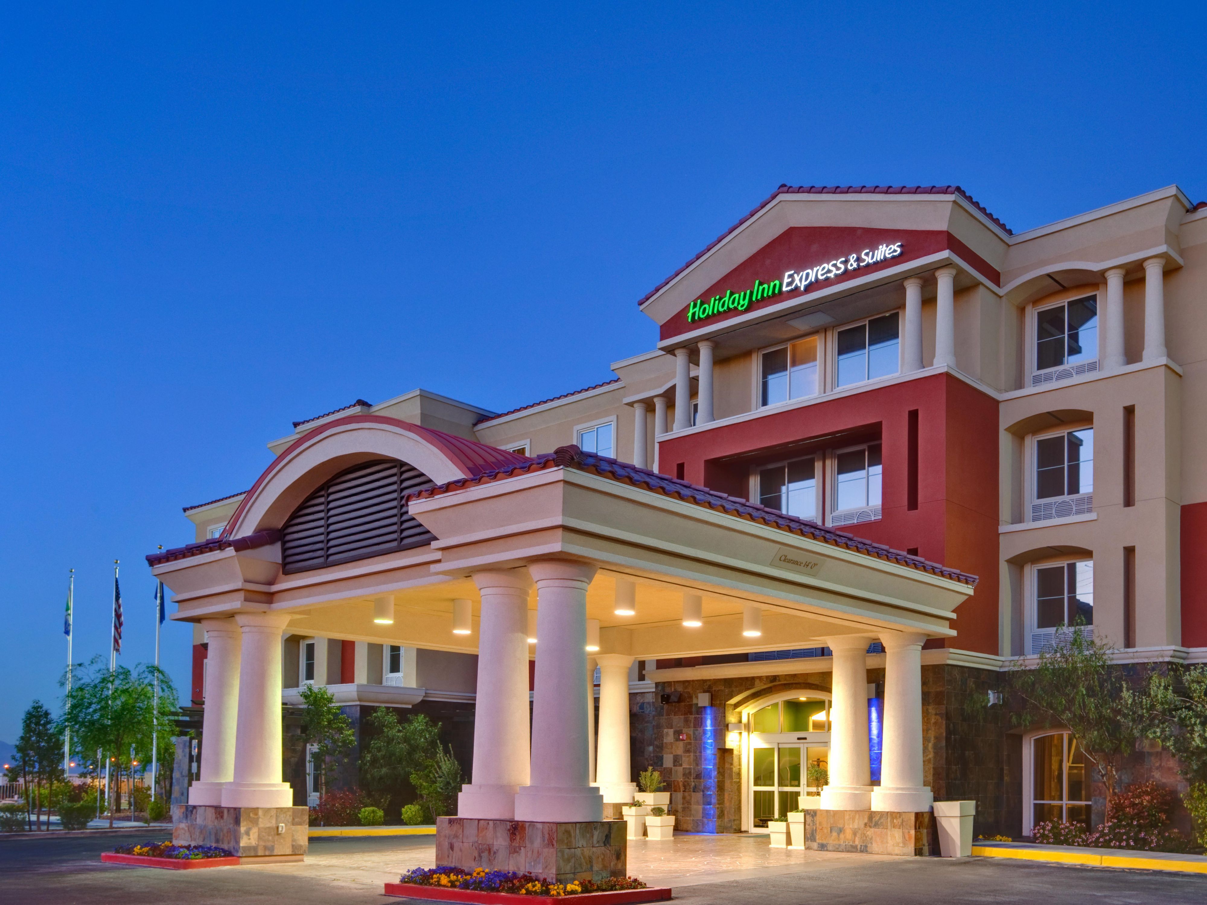 Holiday Inn Express & Suites Las Vegas SW – Spring Valley