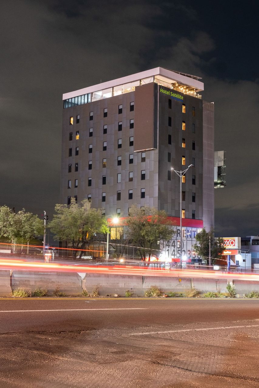 Satelite Inn Express