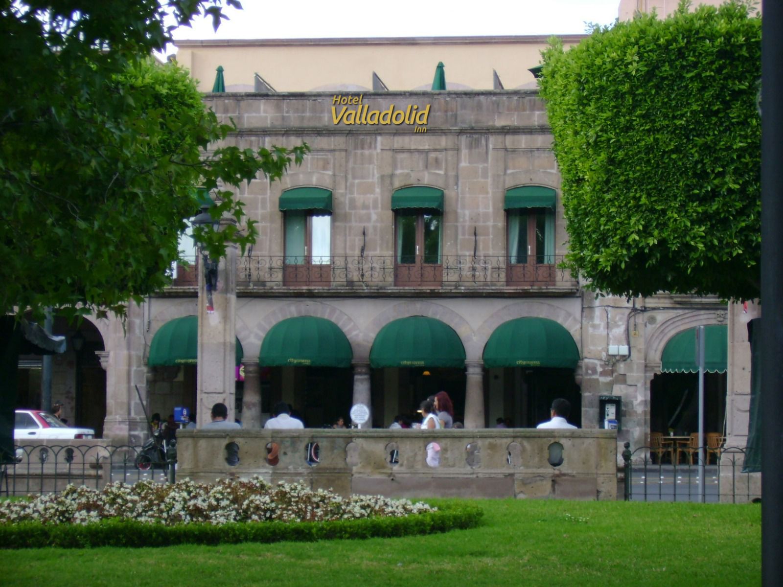 Valladolid Inn
