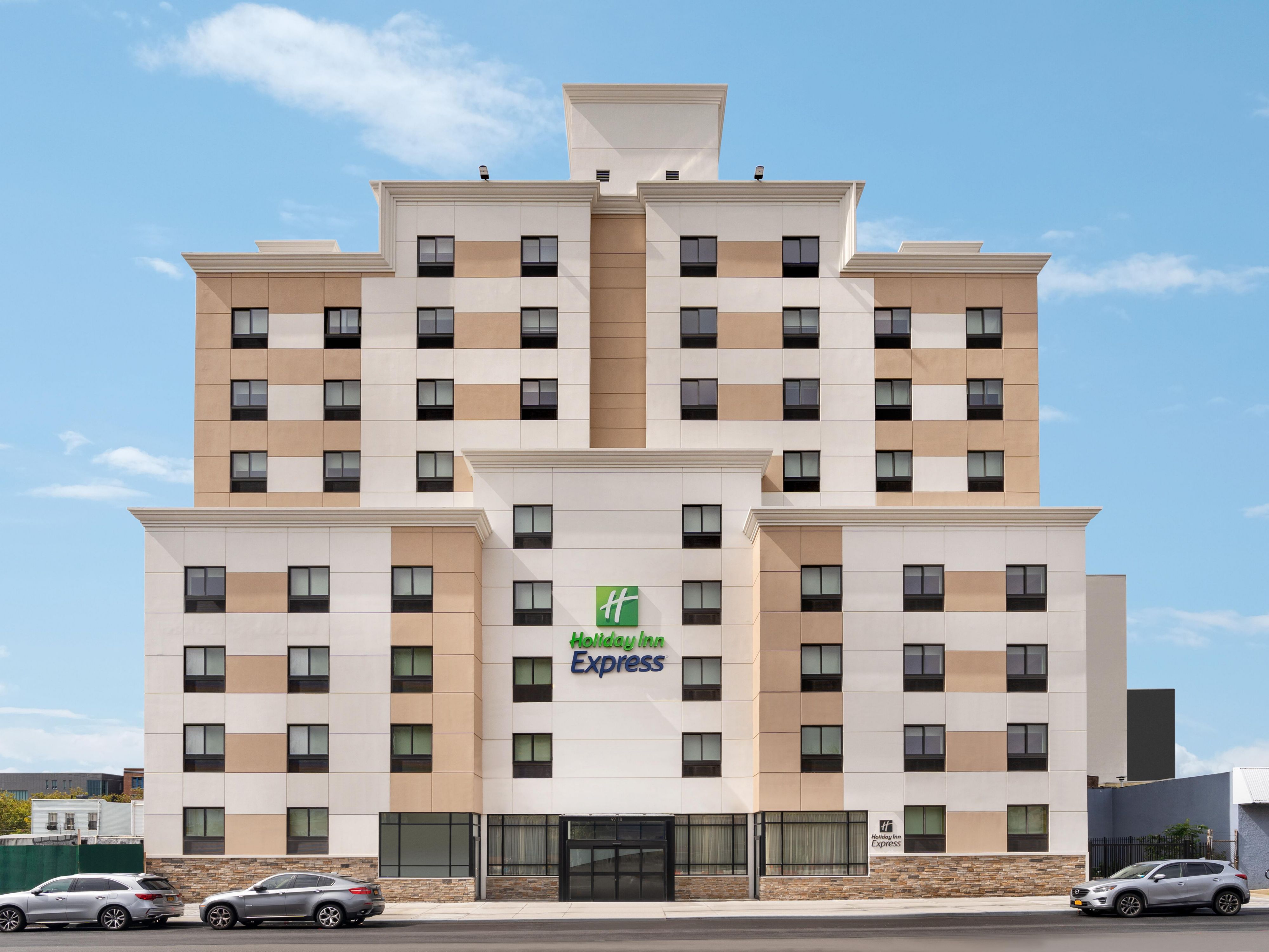 Holiday Inn Express Jamaica - JFK AirTrain - NYC