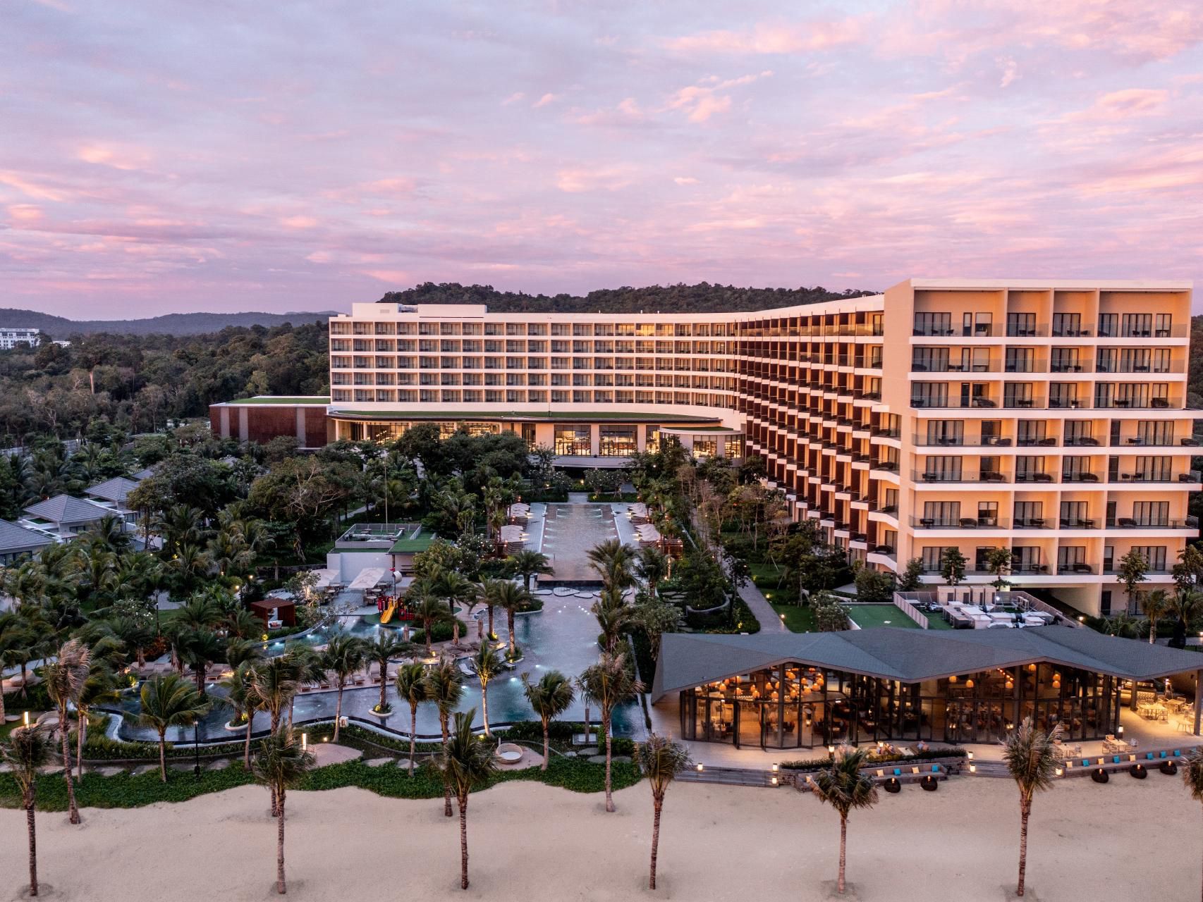 Crowne Plaza Phu Quoc Starbay