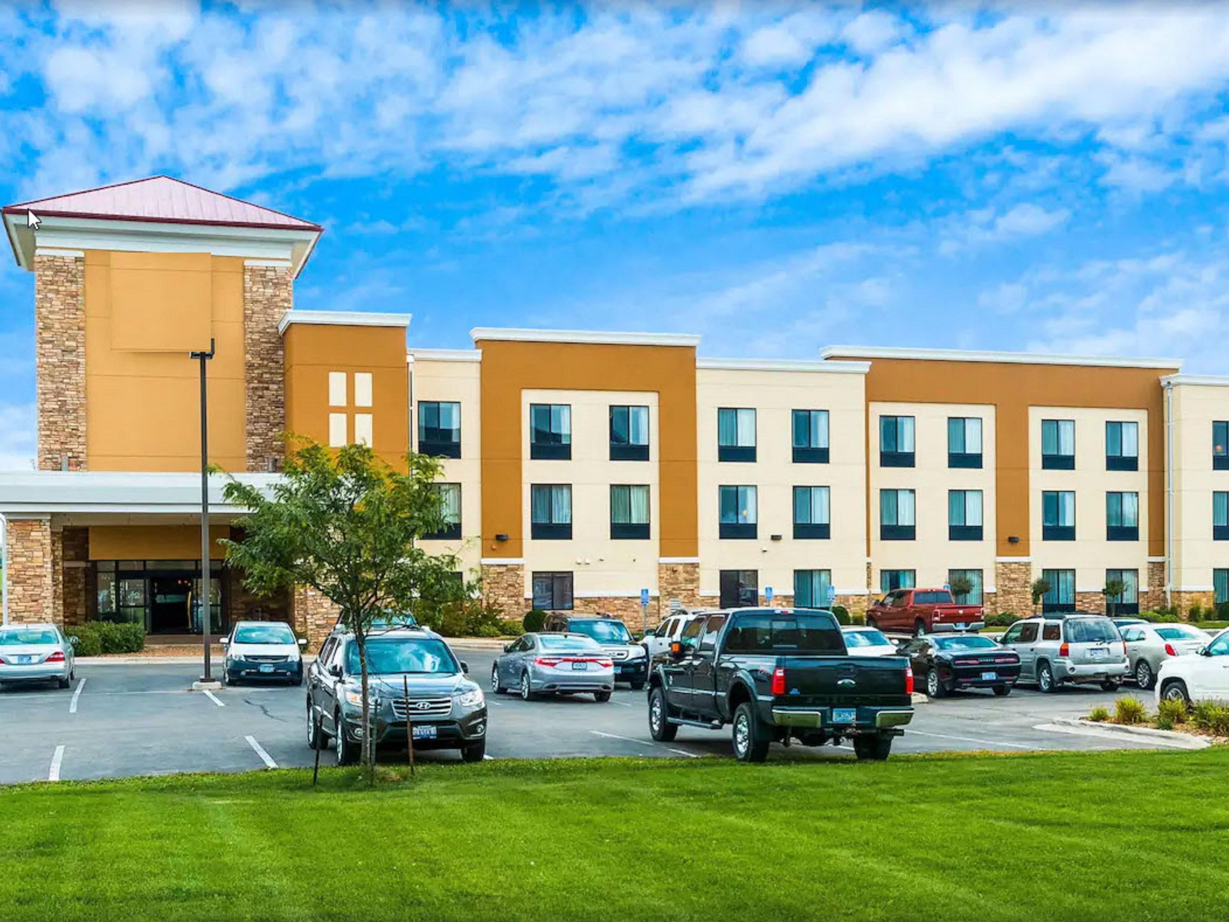 Med City Hotel & Suites